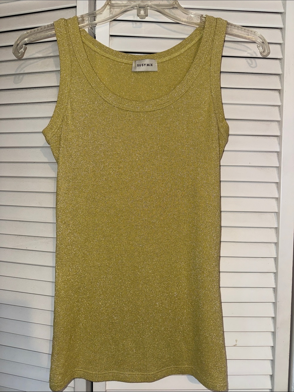 Susy Mix Metallic 💛💛💛 Gold Knit Tank Top - M